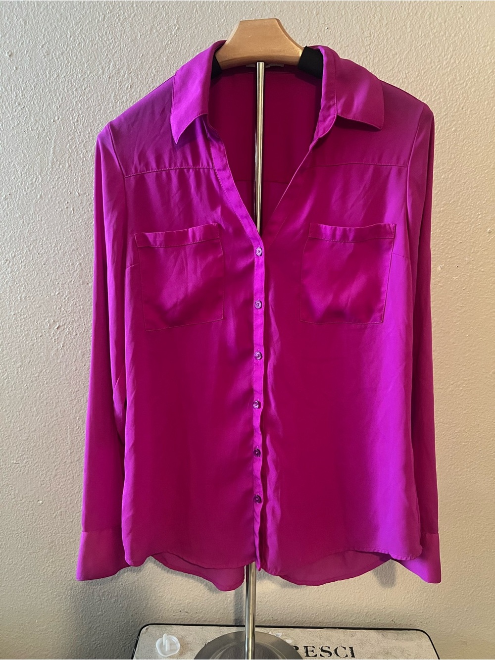 Express The Portofino Shirt Women's M Fuchsia Semi Sheer Roll Tab Sleeve